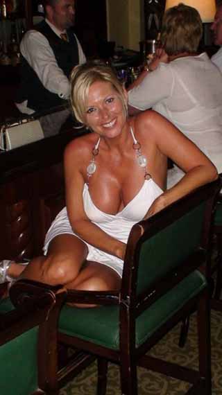 Astonishing Busty Milf Is Up For Casual Sex Dates